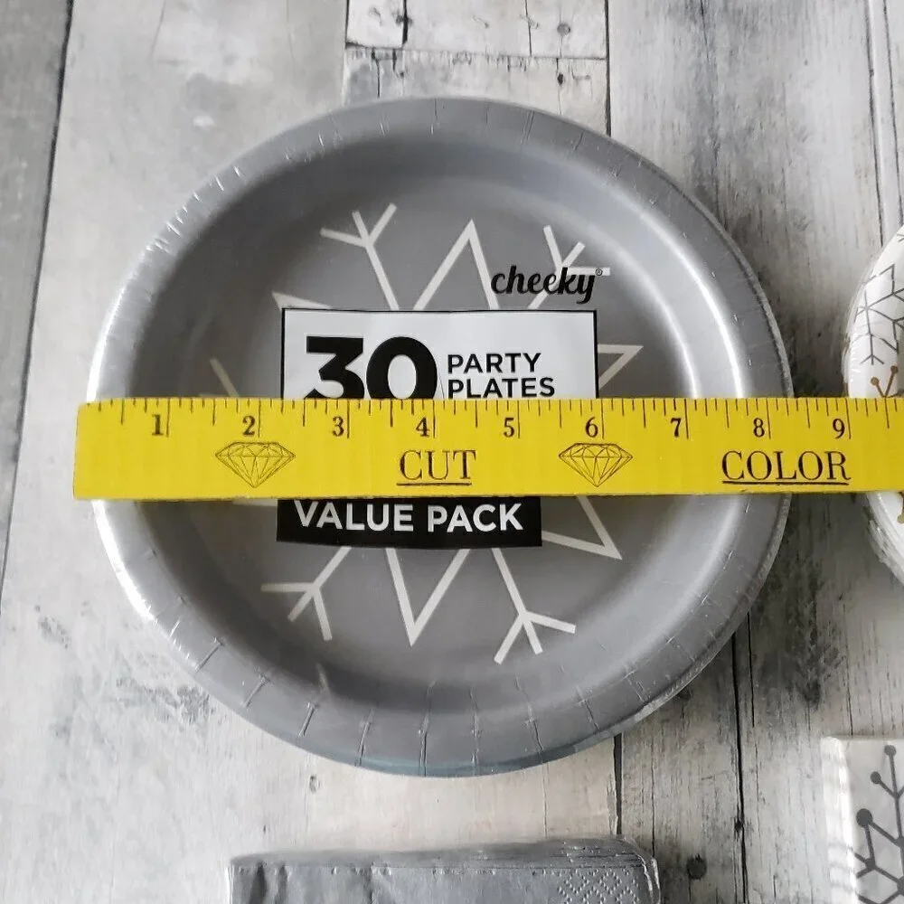 NWT - Sliver, Gold and White Snowflake Set of 60 paper Plates and Paper Napkins